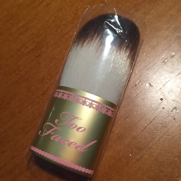 🎉HP🎉 Too Faced Flatbuki Brush - Picture 3 of 5